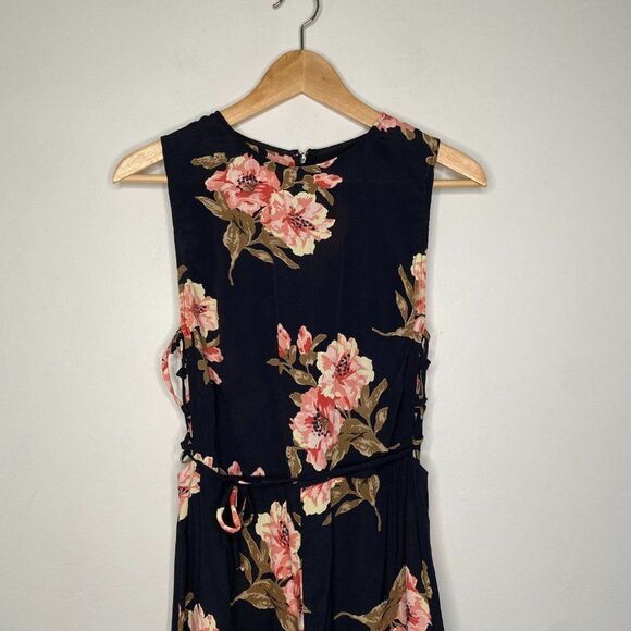 REFORMATION Women's Floral Flowy Short Dress | Size: 6 - Picture 3 of 7
